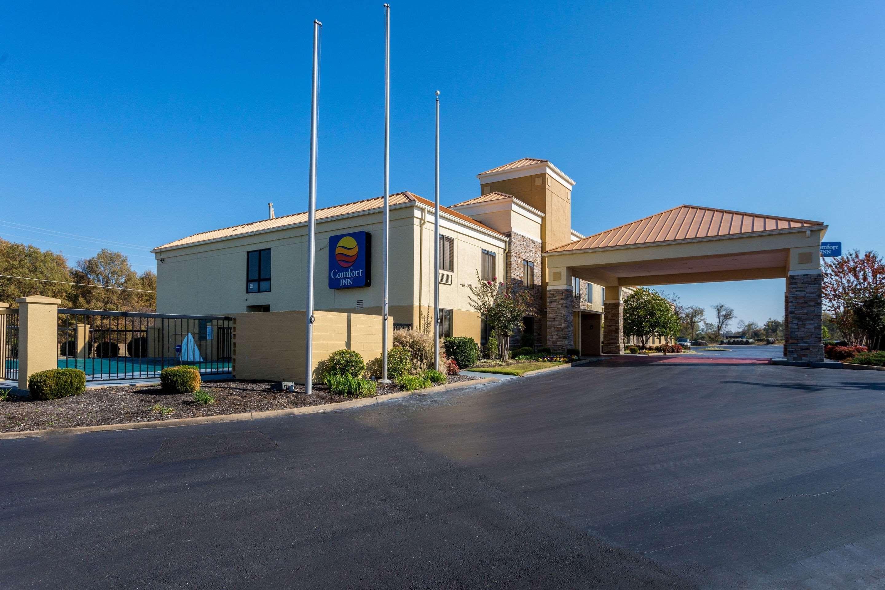 Comfort Inn Brownsville I-40 Buitenkant foto