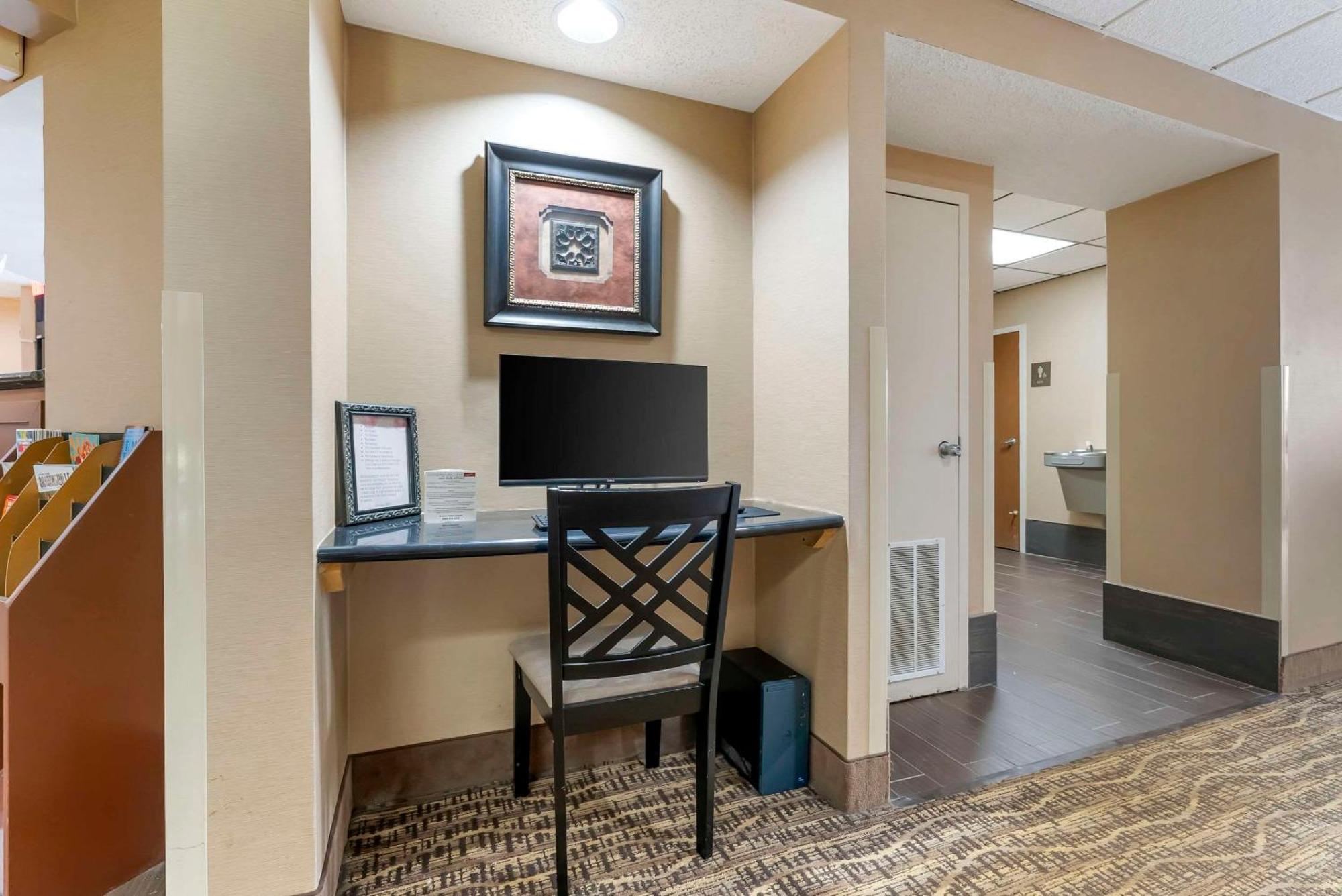 Comfort Inn Brownsville I-40 Buitenkant foto